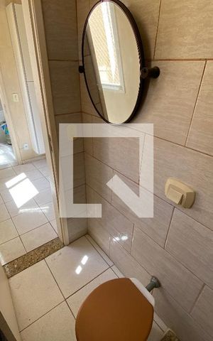 Apartamento à venda com 120m², 4 quartos e 2 vagas Apartamento à venda com 120m², 4 quartos e 2 vagasBanheiro de serviço