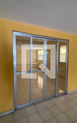 Apartamento à venda com 120m², 4 quartos e 2 vagas Apartamento à venda com 120m², 4 quartos e 2 vagasÁrea comum - Salão de festas