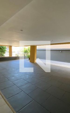 Apartamento à venda com 120m², 4 quartos e 2 vagas Apartamento à venda com 120m², 4 quartos e 2 vagasÁrea comum - Playground