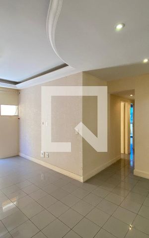 Apartamento à venda com 120m², 4 quartos e 2 vagas Apartamento à venda com 120m², 4 quartos e 2 vagasSala
