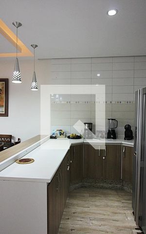 Casa à venda com 236m², 3 quartos e 2 vagasCozinha