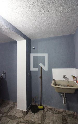 Casa à venda com 236m², 3 quartos e 2 vagasÁrea de Serviço