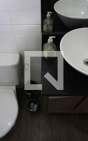 Casa à venda com 236m², 3 quartos e 2 vagasBanheiro de serviço