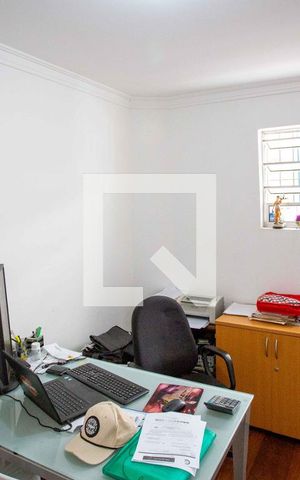 Casa à venda com 580m², 5 quartos e 6 vagasQuarto Suite 2