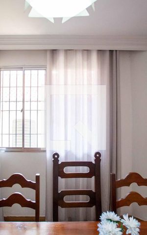 Casa à venda com 580m², 5 quartos e 6 vagasSala de Jantar