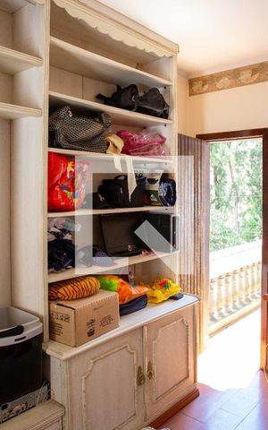 Casa à venda com 580m², 5 quartos e 6 vagasQuarto 4