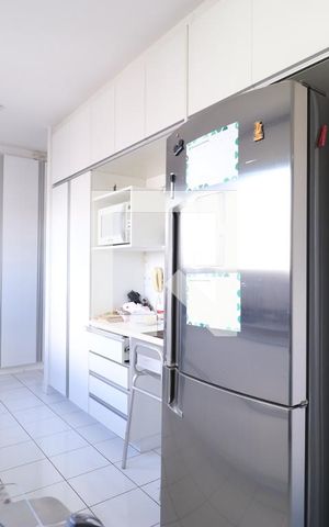 Apartamento para alugar com 158m², 3 quartos e 2 vagasCozinha