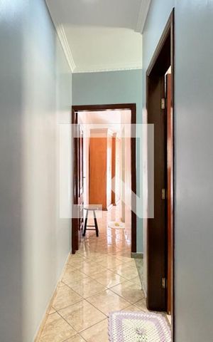 Casa à venda com 255m², 5 quartos e 2 vagas Casa à venda com 255m², 5 quartos e 2 vagasCorredor Quartos - Casa 1