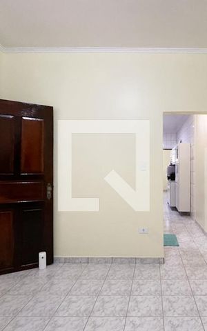 Casa à venda com 255m², 5 quartos e 2 vagas Casa à venda com 255m², 5 quartos e 2 vagasSala - Casa 2