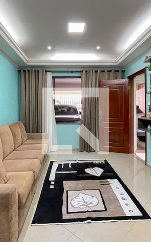 Casa à venda com 255m², 5 quartos e 2 vagas Casa à venda com 255m², 5 quartos e 2 vagasSala - Casa 1