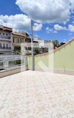 Casa à venda com 255m², 5 quartos e 2 vagas Casa à venda com 255m², 5 quartos e 2 vagasSacada da suíte - Casa 1
