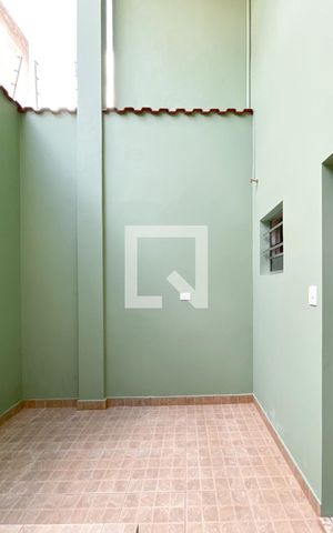 Casa à venda com 255m², 5 quartos e 2 vagas Casa à venda com 255m², 5 quartos e 2 vagasQuintal - Salão de festas