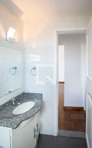 Apartamento para alugar com 64m², 2 quartos e 1 vagaBanheiro