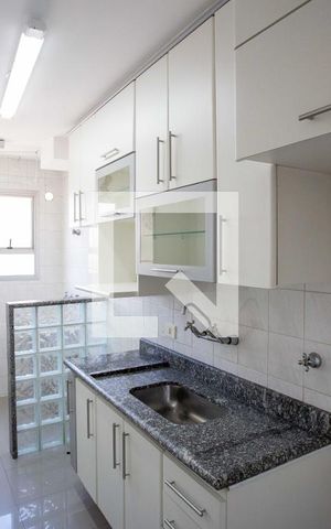 Apartamento para alugar com 64m², 2 quartos e 1 vagaCozinha