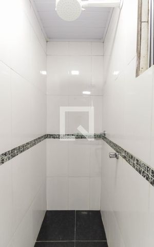 Apartamento para alugar com 57m², 2 quartos e 1 vaga Apartamento para alugar com 57m², 2 quartos e 1 vagaBanheiro