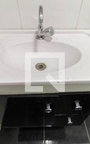 Apartamento para alugar com 57m², 2 quartos e 1 vaga Apartamento para alugar com 57m², 2 quartos e 1 vagaBanheiro