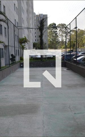 Apartamento à venda com 47m², 2 quartos e sem vaga Apartamento à venda com 47m², 2 quartos e sem vagaQuadra Esportiva