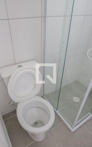 Apartamento para alugar com 28m², 1 quarto e sem vaga Apartamento para alugar com 28m², 1 quarto e sem vagaBanheiro