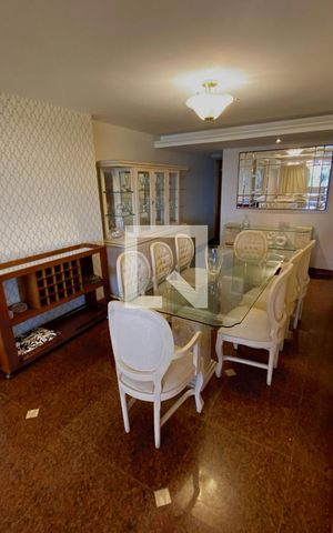 Apartamento para alugar com 190m², 3 quartos e 3 vagas Apartamento para alugar com 190m², 3 quartos e 3 vagasSala