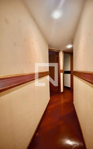 Apartamento para alugar com 190m², 3 quartos e 3 vagas Apartamento para alugar com 190m², 3 quartos e 3 vagasCorredor