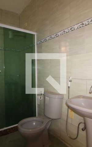 Casa para alugar com 60m², 2 quartos e sem vaga Casa para alugar com 60m², 2 quartos e sem vagaBanheiro