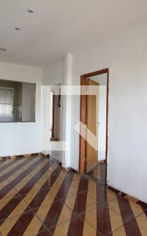 Casa para alugar com 60m², 2 quartos e sem vaga Casa para alugar com 60m², 2 quartos e sem vagaSala