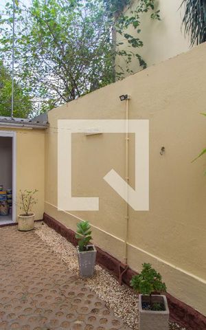 Casa de condomínio à venda com 126m², 2 quartos e 1 vaga Casa de condomínio à venda com 126m², 2 quartos e 1 vagaÁrea de Serviço