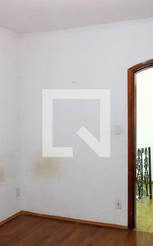 Casa à venda com 170m², 2 quartos e 2 vagas Casa à venda com 170m², 2 quartos e 2 vagasQuarto 1