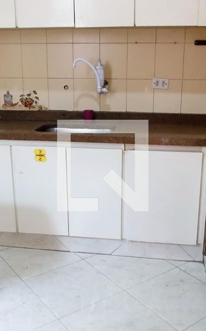 Casa à venda com 170m², 2 quartos e 2 vagas Casa à venda com 170m², 2 quartos e 2 vagasCozinha