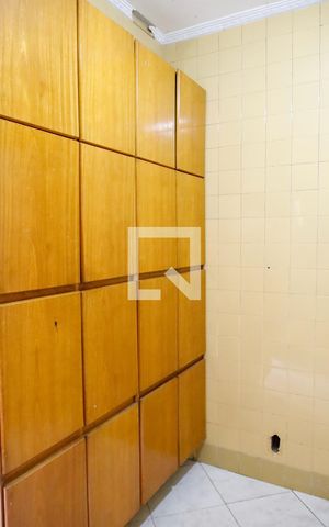 Casa à venda com 170m², 2 quartos e 2 vagas Casa à venda com 170m², 2 quartos e 2 vagasLavanderia