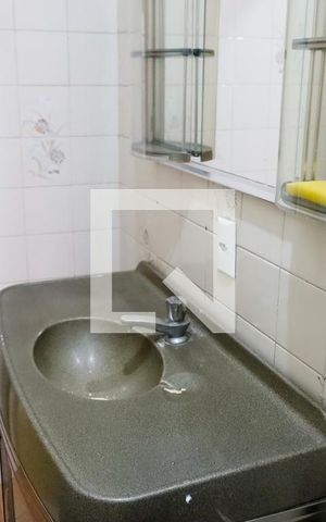 Casa à venda com 170m², 2 quartos e 2 vagas Casa à venda com 170m², 2 quartos e 2 vagasBanheiro da Suíte 2