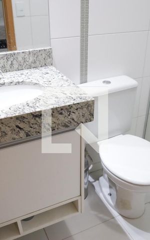 Apartamento para alugar com 60m², 2 quartos e 1 vagaBanheiro Quarto 2