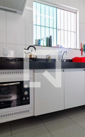 Apartamento para alugar com 45m², 2 quartos e 1 vaga Apartamento para alugar com 45m², 2 quartos e 1 vagaCozinha e Área de Serviço