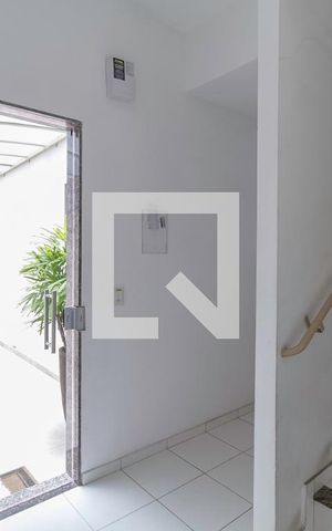 Apartamento para alugar com 45m², 2 quartos e 1 vaga Apartamento para alugar com 45m², 2 quartos e 1 vagaEntrada