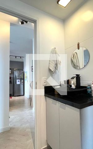 Apartamento à venda com 50m², 2 quartos e 1 vaga Apartamento à venda com 50m², 2 quartos e 1 vagaBanheiro