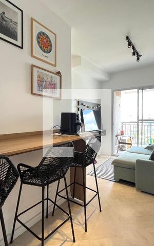 Apartamento à venda com 50m², 2 quartos e 1 vaga Apartamento à venda com 50m², 2 quartos e 1 vagaSala