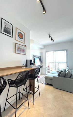 Apartamento à venda com 50m², 2 quartos e 1 vaga Apartamento à venda com 50m², 2 quartos e 1 vagaSala