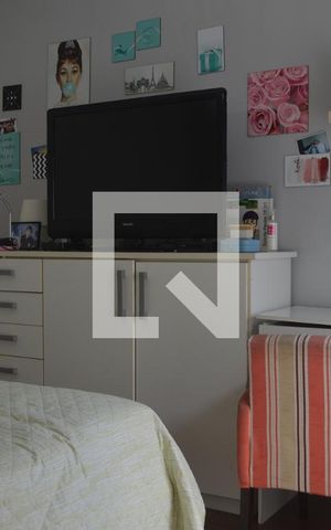 Casa à venda com 218m², 3 quartos e 2 vagasQuarto 2
