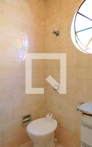 Casa à venda com 400m², 3 quartos e sem vagaBanheiro
