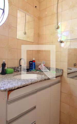 Casa à venda com 400m², 3 quartos e sem vagaBanheiro