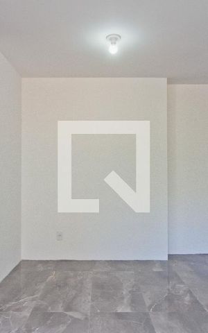 Apartamento à venda com 41m², 2 quartos e 1 vaga Apartamento à venda com 41m², 2 quartos e 1 vagaSala