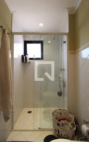 Apartamento à venda com 178m², 2 quartos e 3 vagasBanheiro da Suíte 2