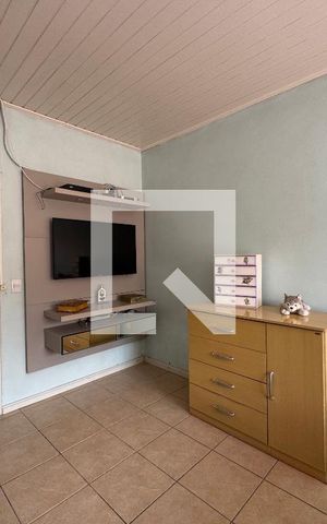 Casa à venda com 140m², 2 quartos e 4 vagas Casa à venda com 140m², 2 quartos e 4 vagasQuarto