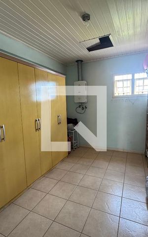 Casa à venda com 140m², 2 quartos e 4 vagas Casa à venda com 140m², 2 quartos e 4 vagasQuarto