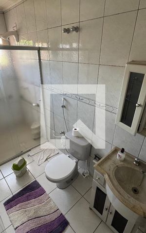 Casa à venda com 140m², 2 quartos e 4 vagas Casa à venda com 140m², 2 quartos e 4 vagasBanheiro