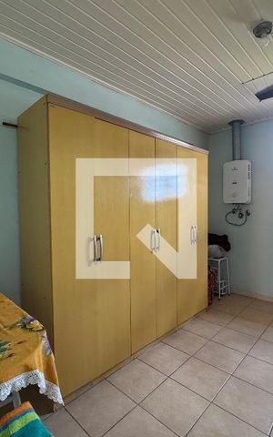 Casa à venda com 140m², 2 quartos e 4 vagas Casa à venda com 140m², 2 quartos e 4 vagasQuarto