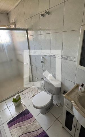 Casa à venda com 140m², 2 quartos e 4 vagas Casa à venda com 140m², 2 quartos e 4 vagasBanheiro
