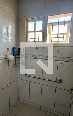 Casa à venda com 140m², 2 quartos e 4 vagas Casa à venda com 140m², 2 quartos e 4 vagasBanheiro