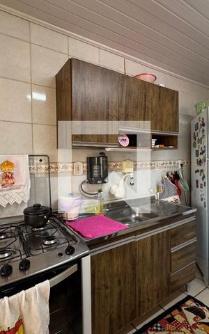 Casa à venda com 140m², 2 quartos e 4 vagas Casa à venda com 140m², 2 quartos e 4 vagasCozinha