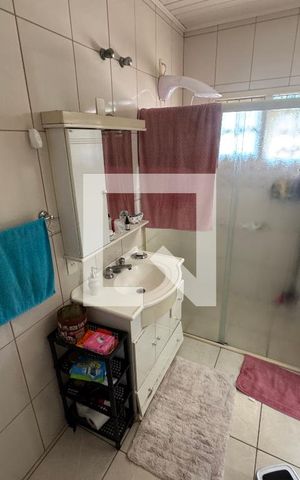 Casa à venda com 140m², 2 quartos e 4 vagas Casa à venda com 140m², 2 quartos e 4 vagasBanheiro